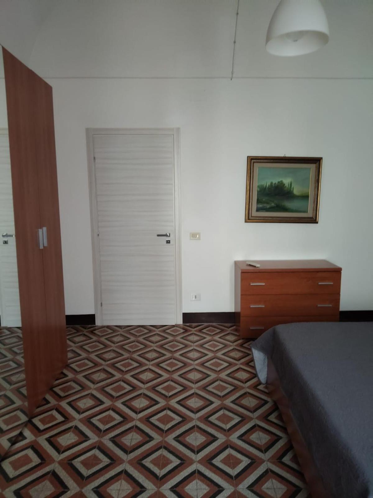 Sat Appartamenti Locazioni Turistiche Brevi-G&P Holiday Home Trapani Szoba fotó